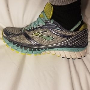 brooks ghost 6 womens green